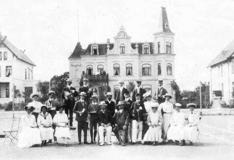 Отель App Romina