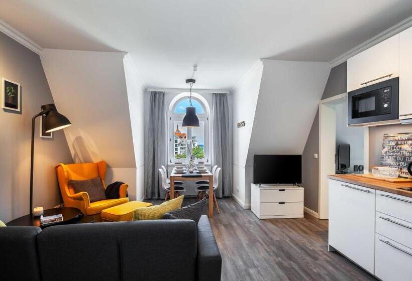 Отель App Romina