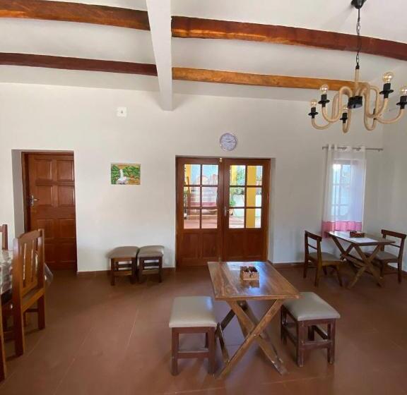 هتل Casa Prof Blanquita