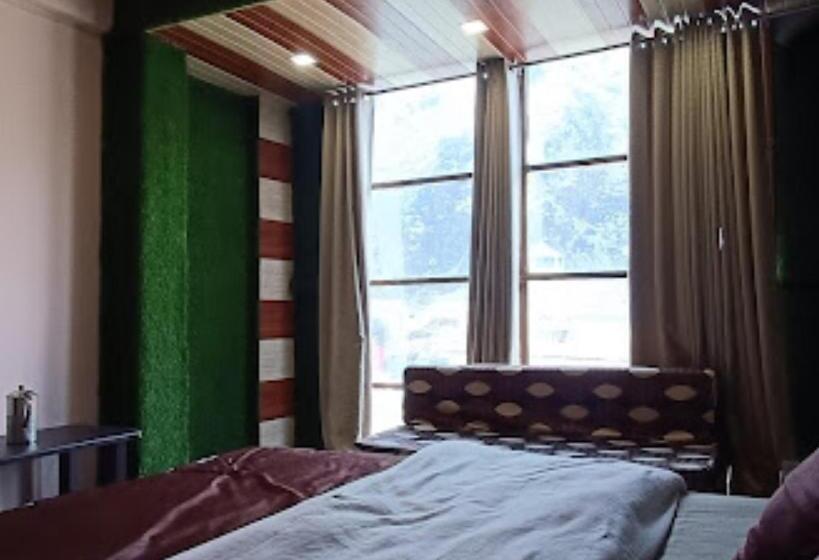 Hotel Chauhan Palace And Restaurant Badrinath