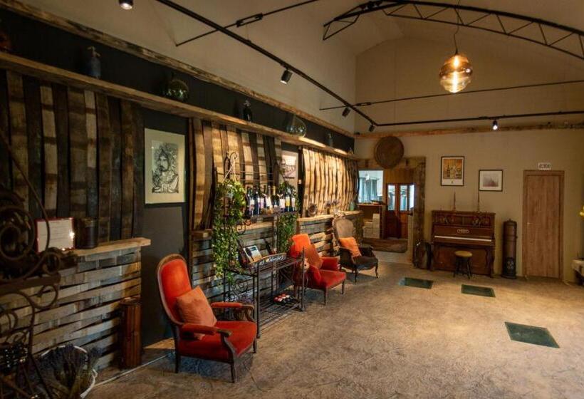 בית מלון כפרי Domeniile Clos Des Colombes