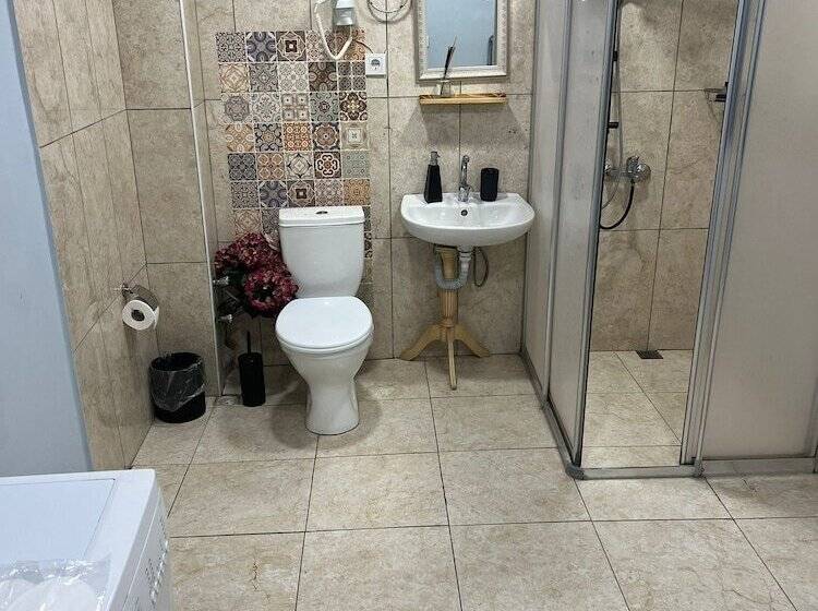 בית מלון כפרי Galata Pearl