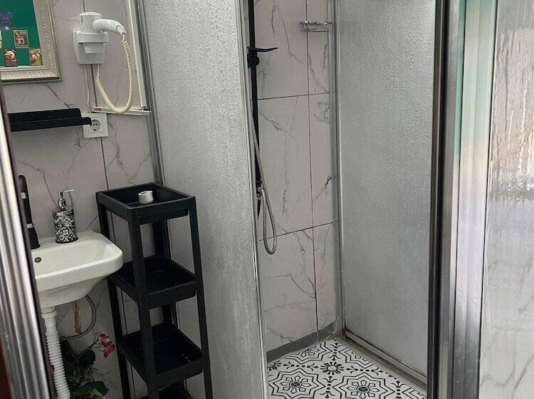 בית מלון כפרי Galata Pearl