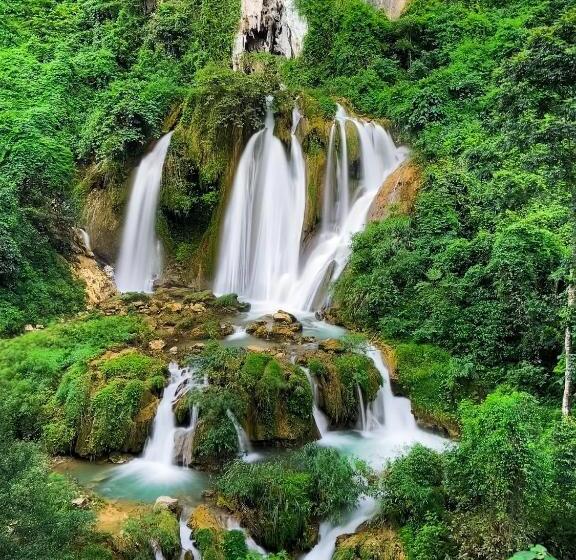 هتل Hà Giang Xê Dịch