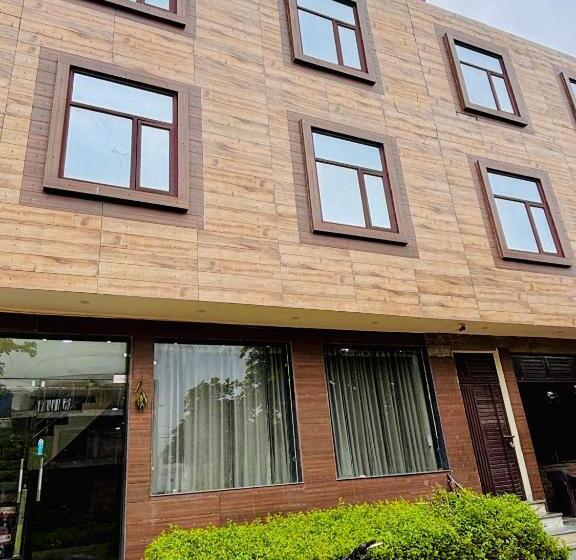 酒店 Collection O Taj Nagri Agra Formerly Urban Inn