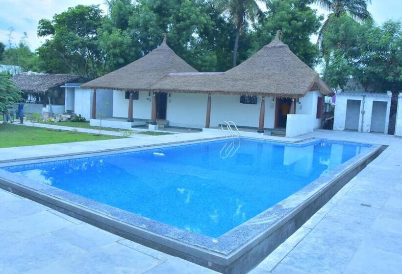 فندق Js Tanira Resort