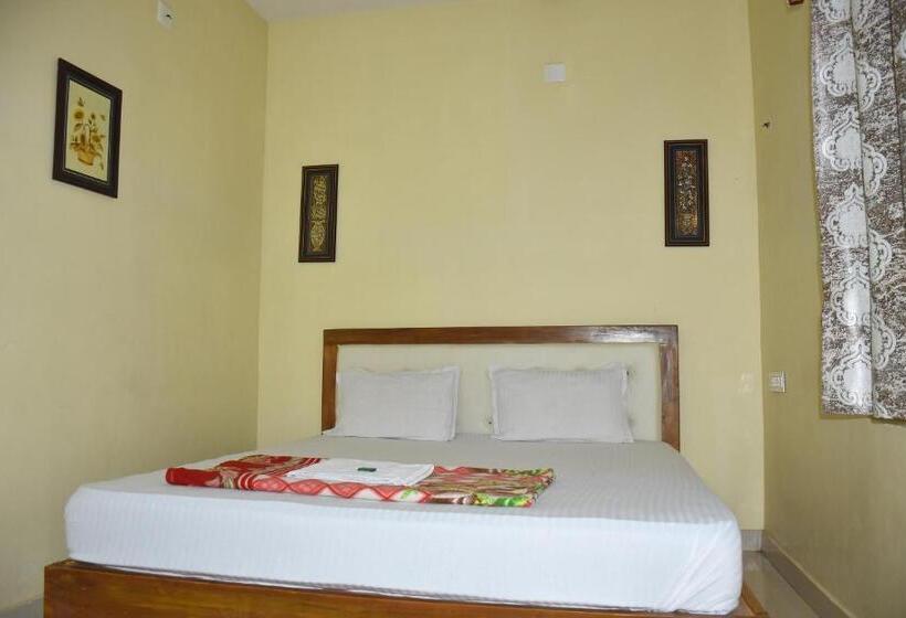 Отель Kausalya Inn