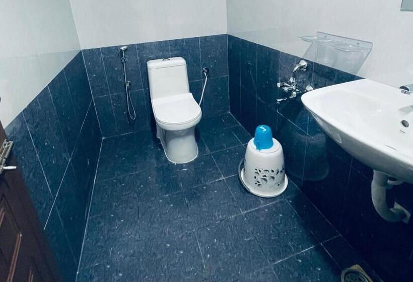 ホテル Pearl Stays, Tirupathi