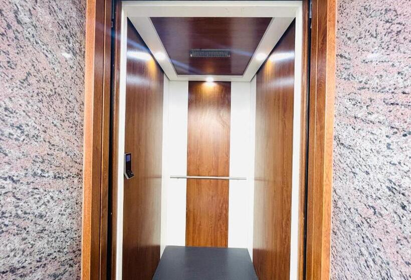 ホテル Pearl Stays, Tirupathi