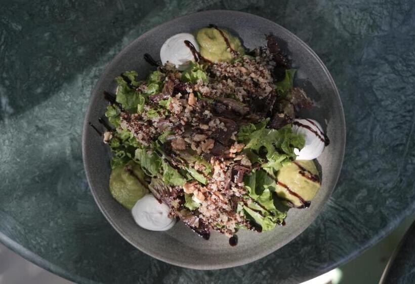 Отель Pietra Social House