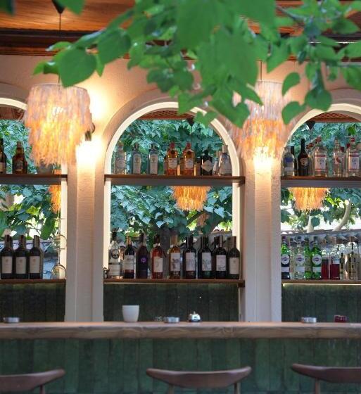 Отель Pietra Social House