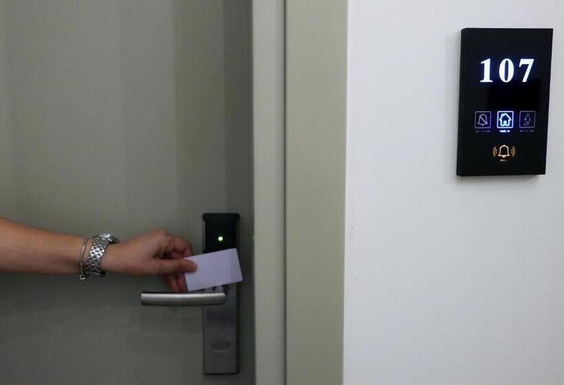 בית מלון כפרי Rifat Peshkatari