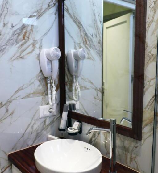 בית מלון כפרי Rifat Peshkatari