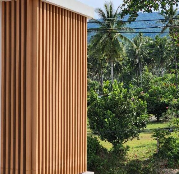 Hôtel เดอะซีน คาบาน่า บีช รีสอร์ท ขนอม The Scene Cabana Beach Resort Khanom