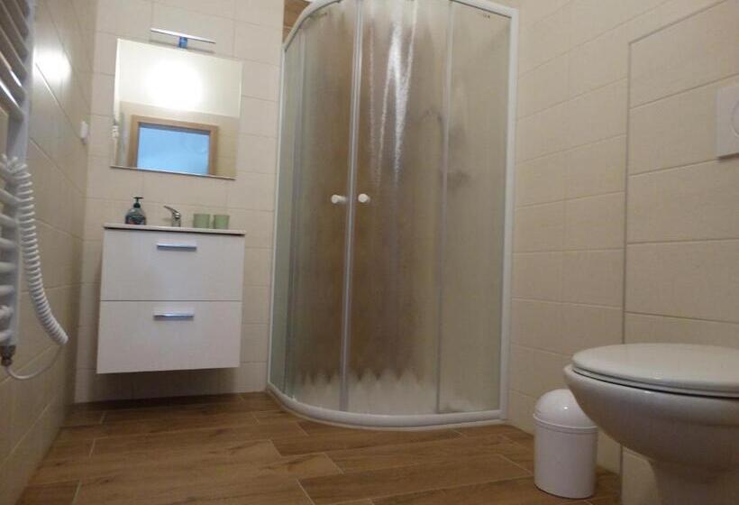 호텔 Ubytování Na Tvrzi