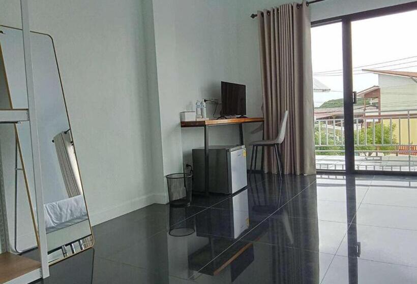 J Boutique Hotel เจ บูทีค โฮเทล