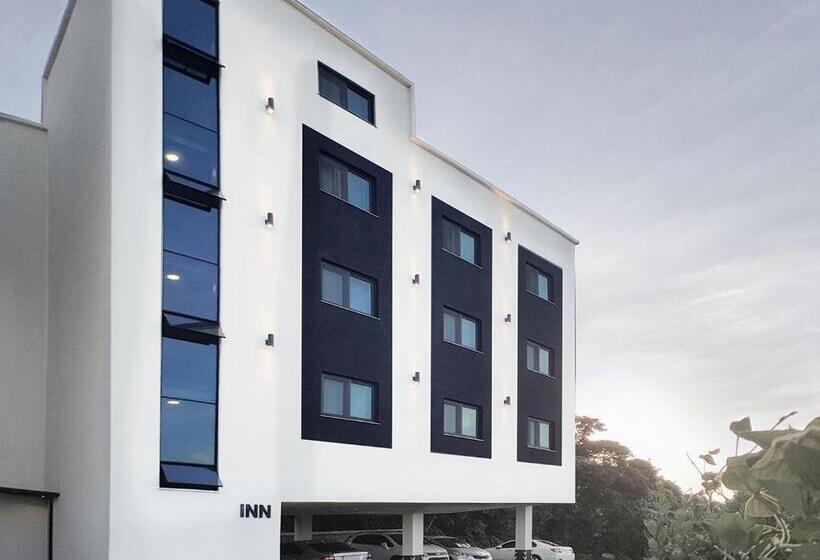 فندق على الطريق Pension Inn