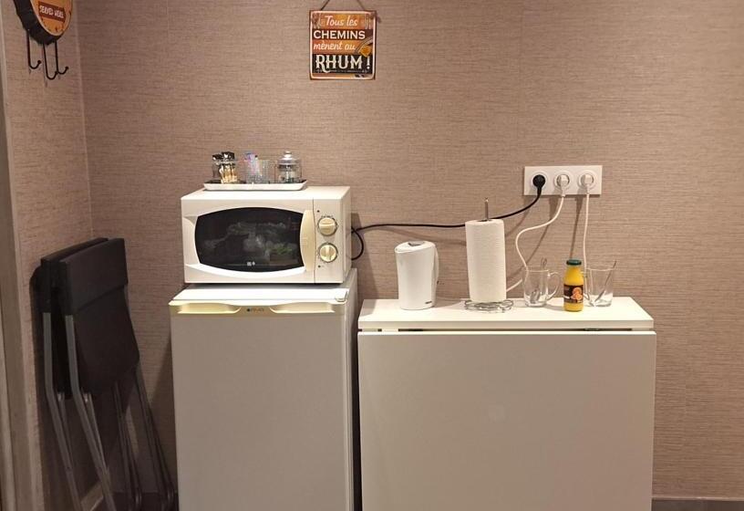 פנסיון Agréable Suite Parentale