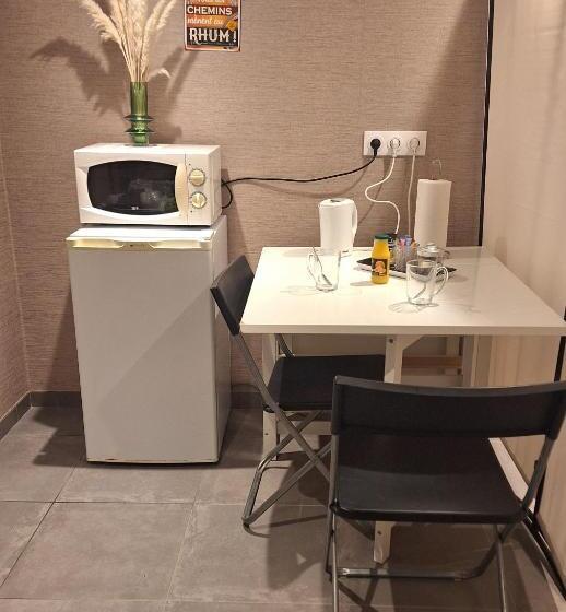 פנסיון Agréable Suite Parentale