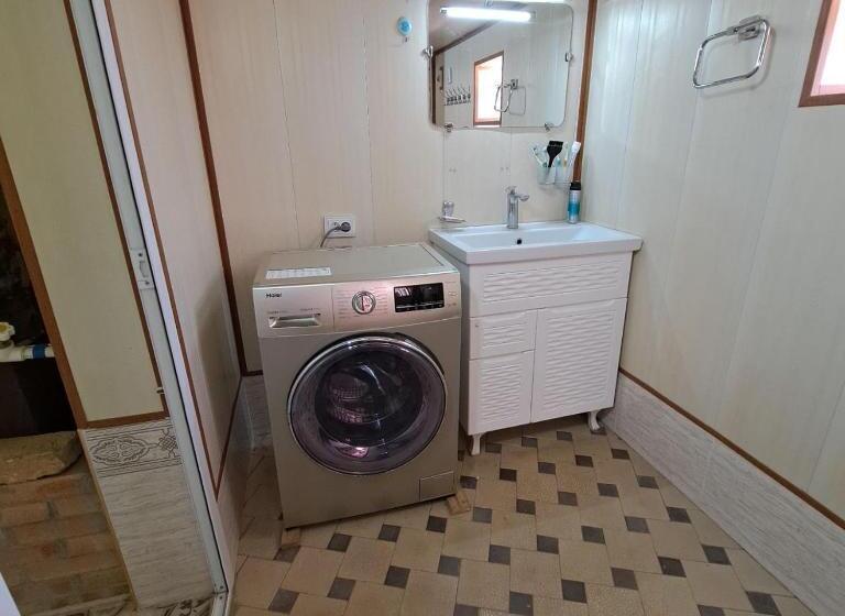 פנסיון Grand House Hostel