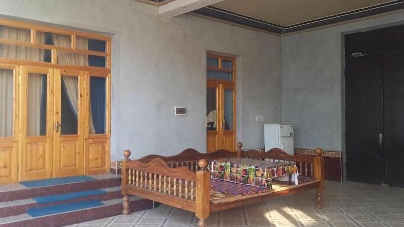 펜션 Grand House Hostel