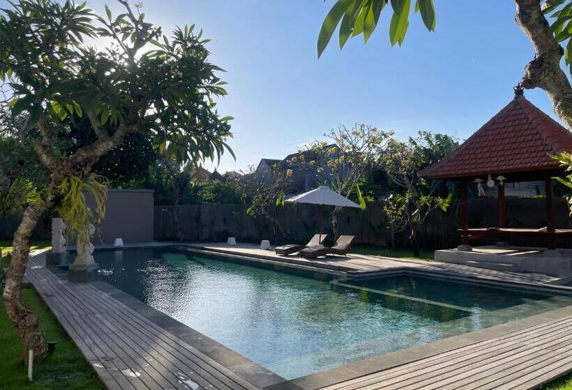 ペンション Kusuma Life