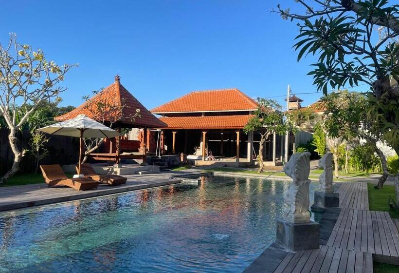 ペンション Kusuma Life