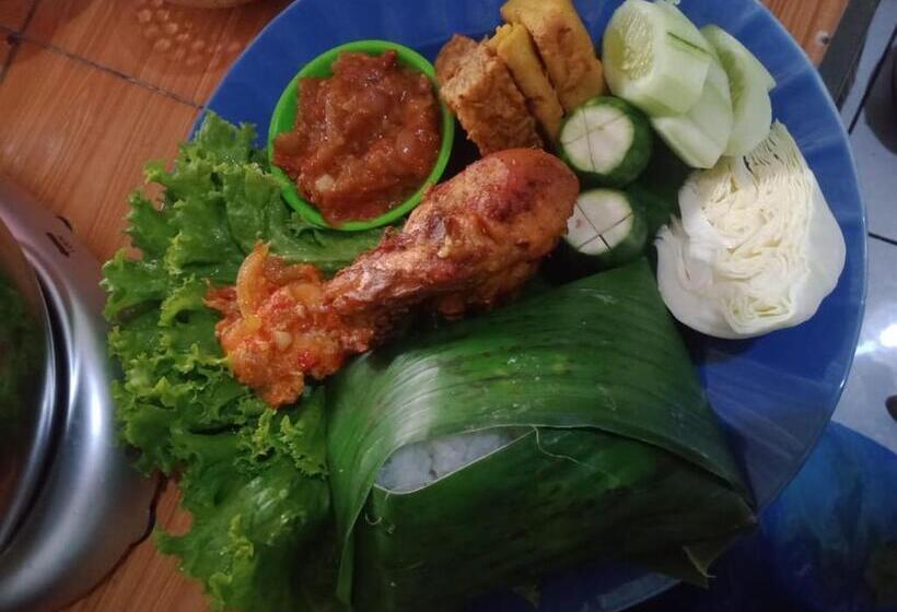 פנסיון Omah Bamboo