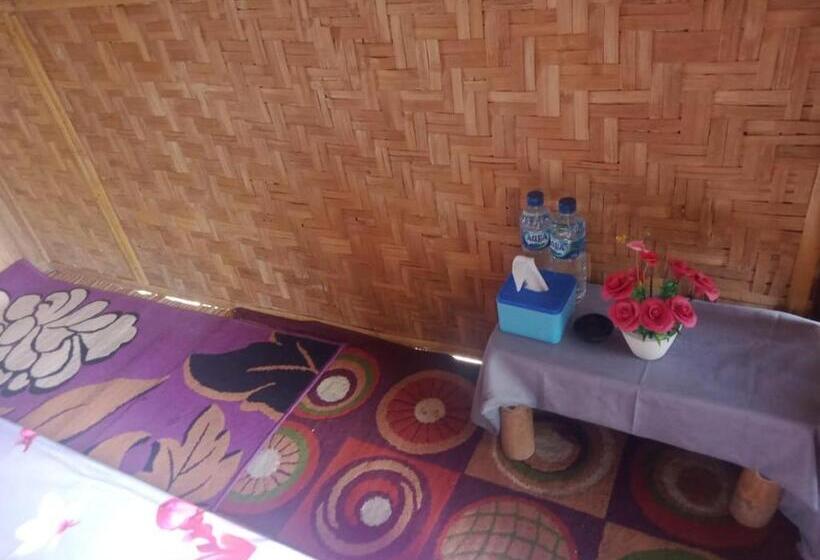 פנסיון Omah Bamboo