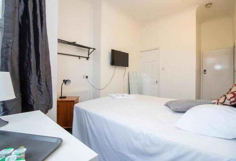 ペンション Pebbles Guest House Room 6