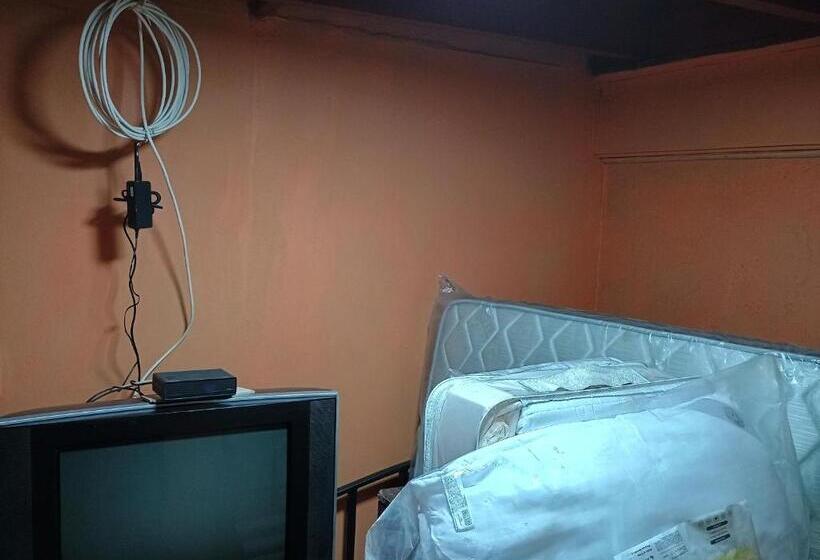 پانسیون Piezas Sebita