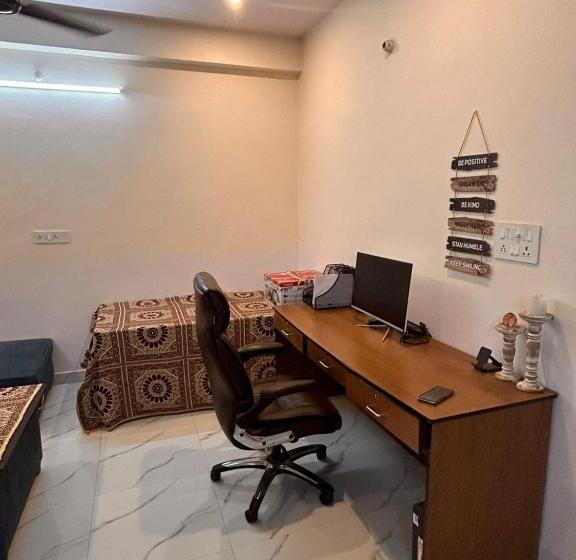 بنسيون Sangam House