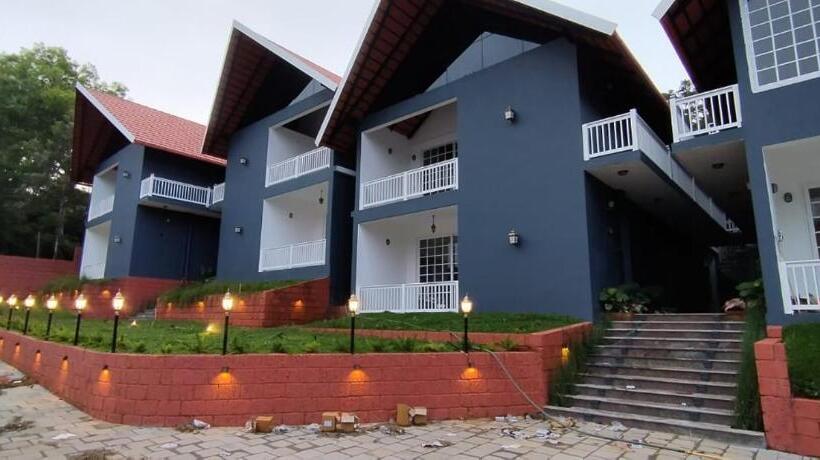 پانسیون The Caligo Resort Coorg