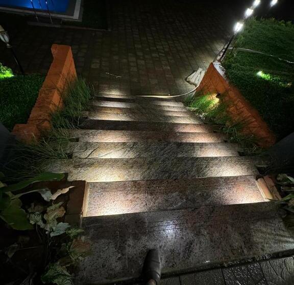 پانسیون The Caligo Resort Coorg