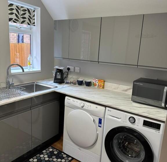 펜션 The Cosy Place Near Centre