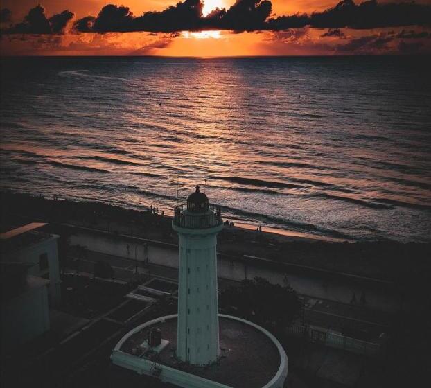 پانسیون The Ocean Grand