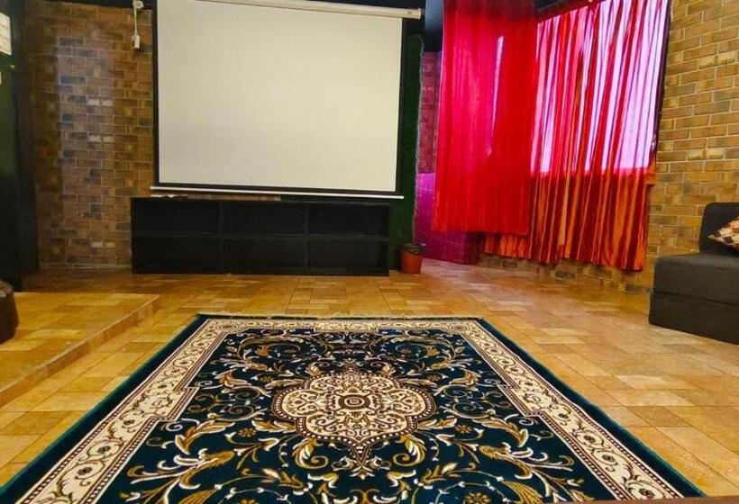 پانسیون The Ocean Grand