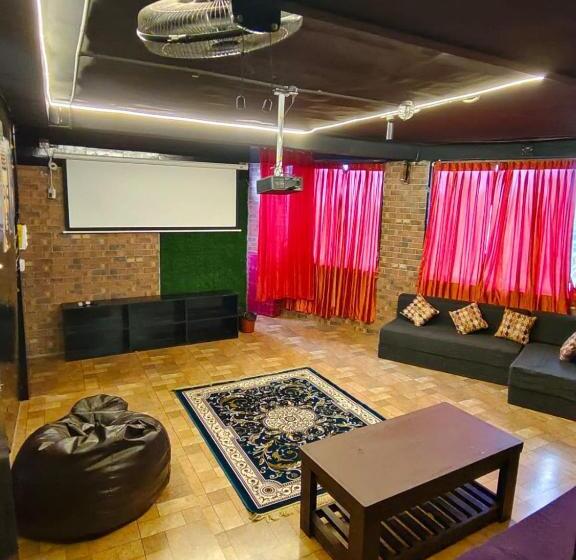 پانسیون The Ocean Grand