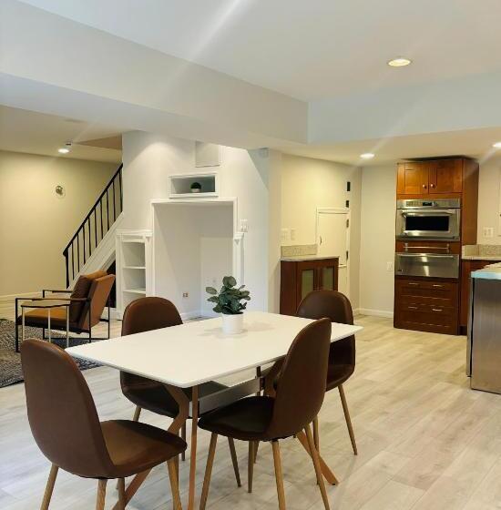 بنسيون Waterfront Basement Unit Near Mgm