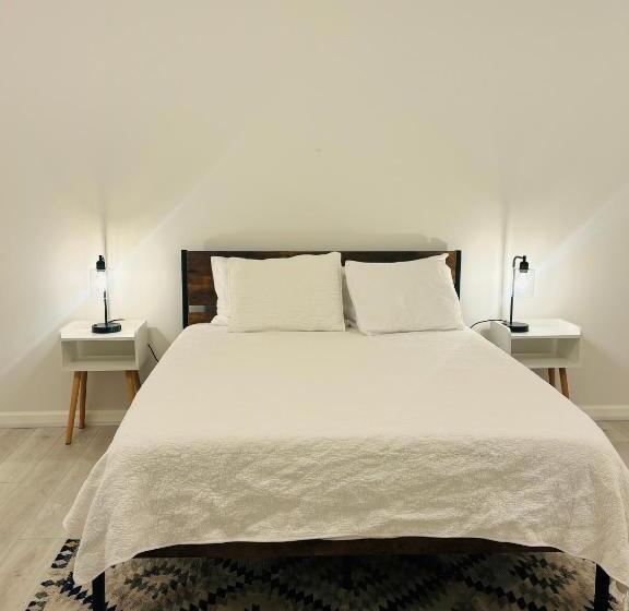 بنسيون Waterfront Basement Unit Near Mgm