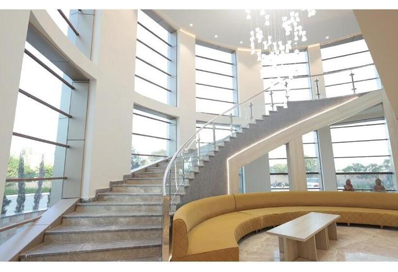 אתר נופש The Riverside Inn