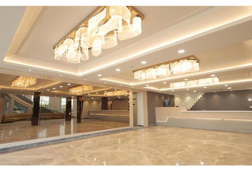 אתר נופש The Riverside Inn