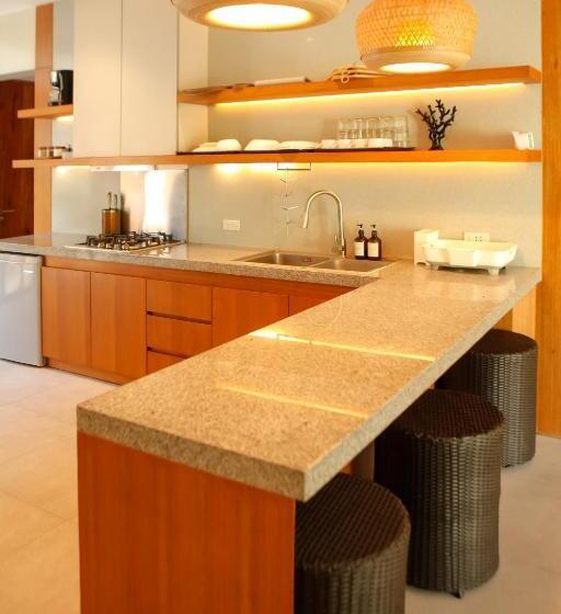 리조트 The Spring House