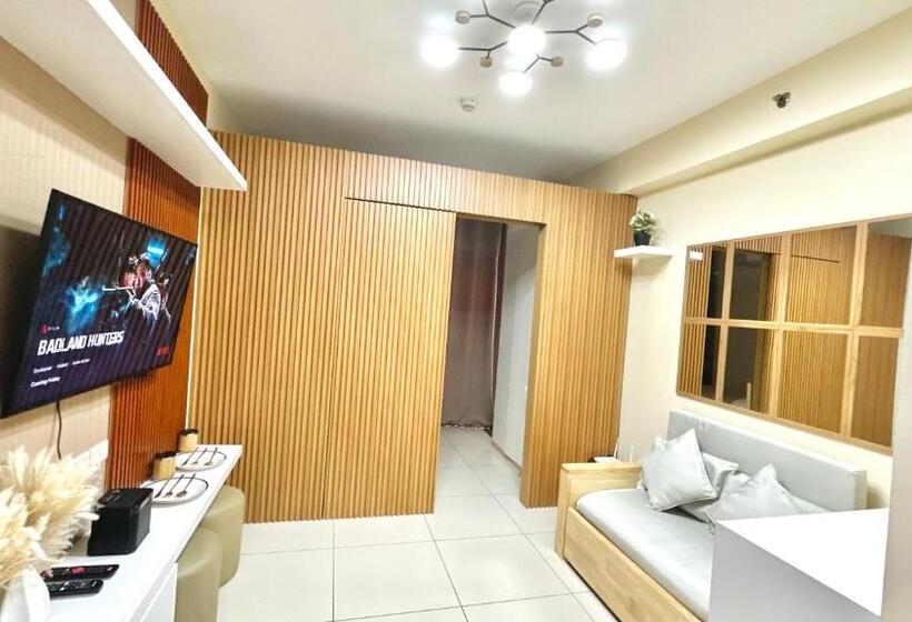 Smdc Breeze Residences Pasay 5 Mins Walk Picc World Trade Center Star City 5 Mins Moa 10 Mins Airpor