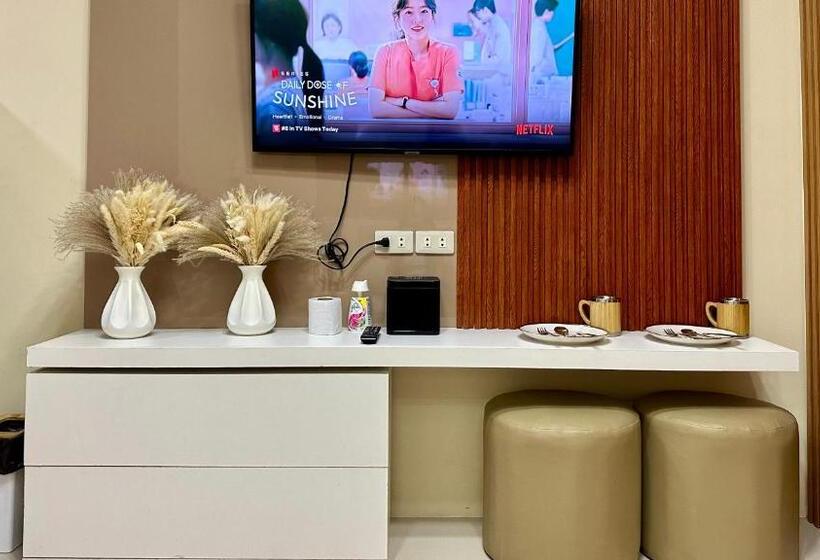 Smdc Breeze Residences Pasay 5 Mins Walk Picc World Trade Center Star City 5 Mins Moa 10 Mins Airpor