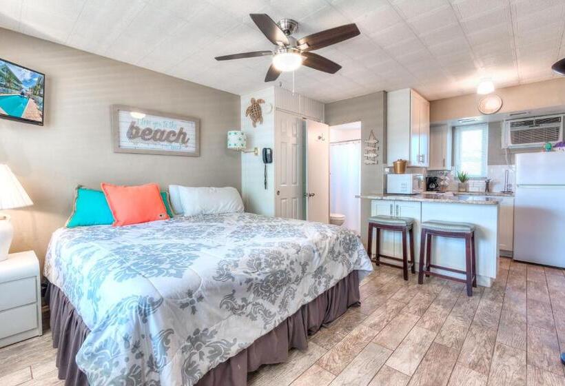 Tropic Terrace #55   Beachfront Resort