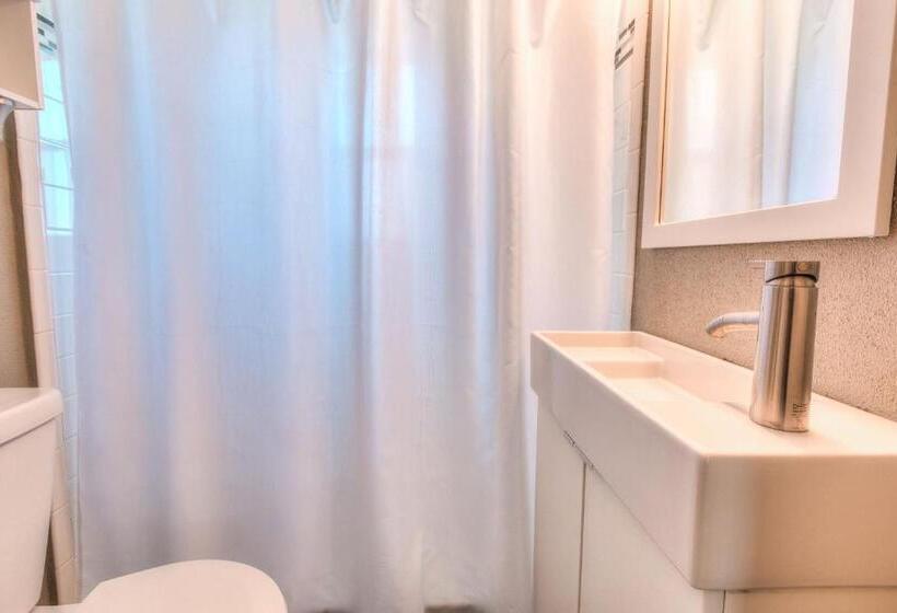 Tropic Terrace #55   Beachfront Resort