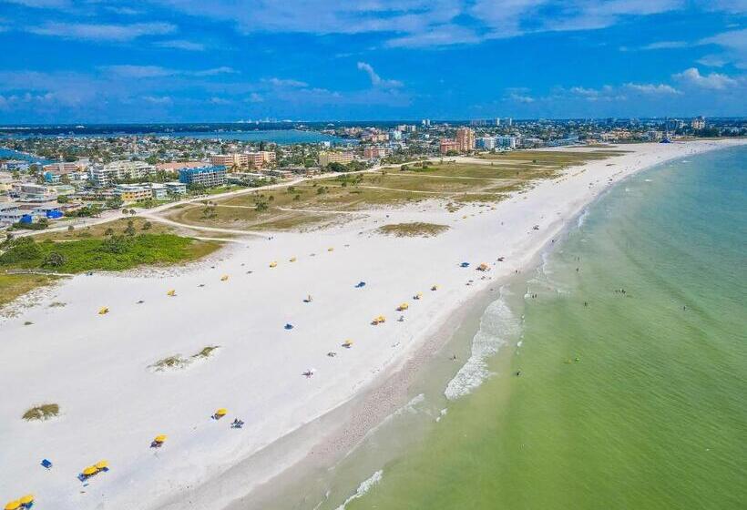 Tropic Terrace #55   Beachfront Resort