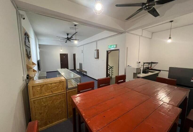 Aecotel Mingle Hostel