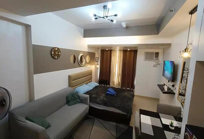 Affordable Studio Type Condo In Congressional Town Center